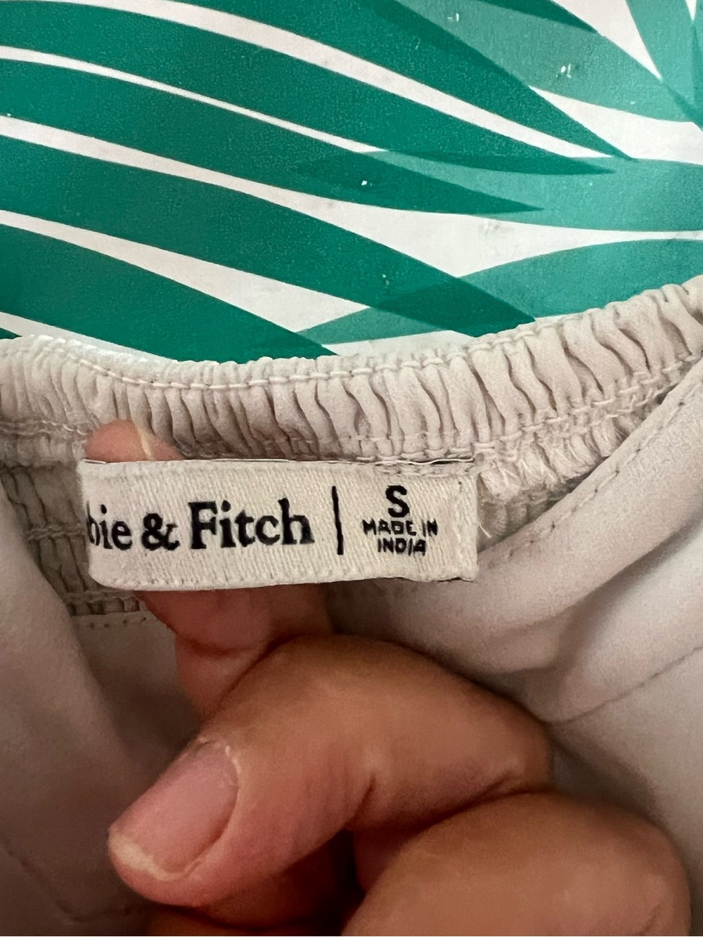 Abercrombie & Fitch White Tie-Strap Cami crop top Sz S - Picture 4 of 12